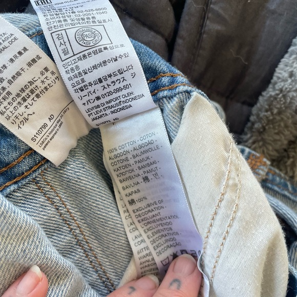 Levi’s light wash overalls - Medium, EUC - Picture 8 of 8